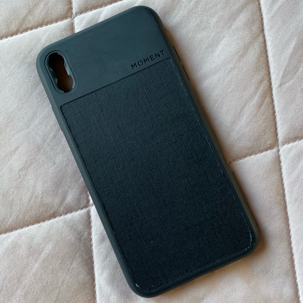 iPhone XS Max Moment Case